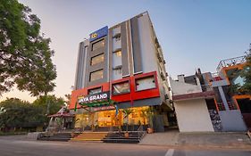 Fabhotel Jaya Grand - Nr Railway Station